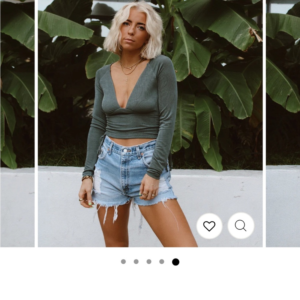 Brand new!! Emerald top.